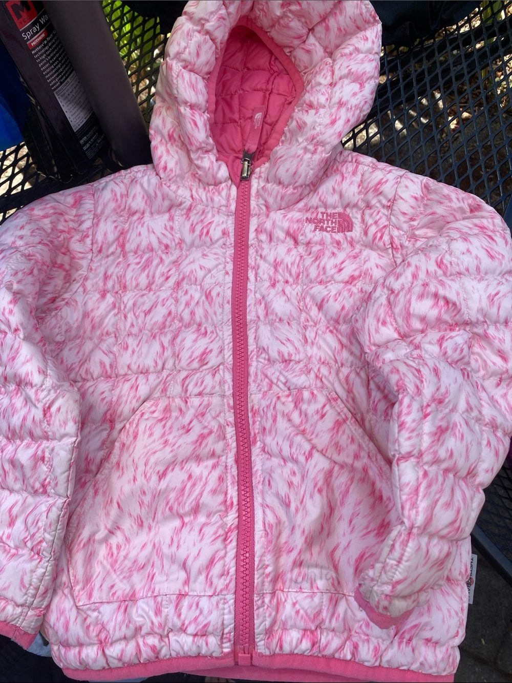Preowned The North Face  Thermoball toddler girl  Hooded Puffer Jacket 4 T good